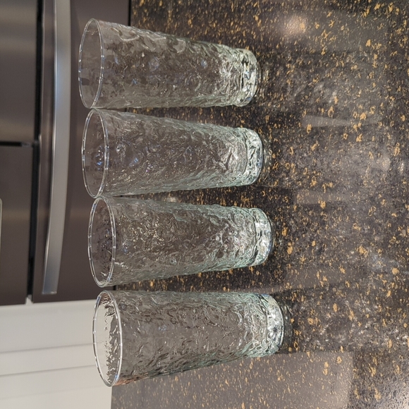 Textured glasses set of 8 - Picture 9 of 10